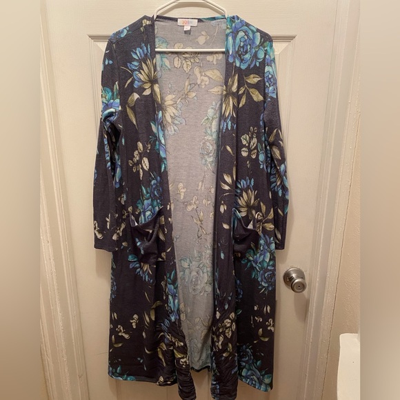 LulaRoe Sarah Cardigan - Picture 4 of 4